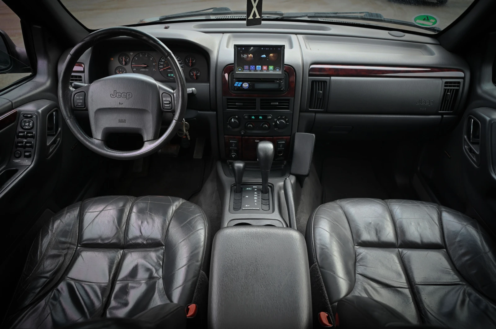 Jeep Grand cherokee 4.7 QUADRA DRIVE  - изображение 10