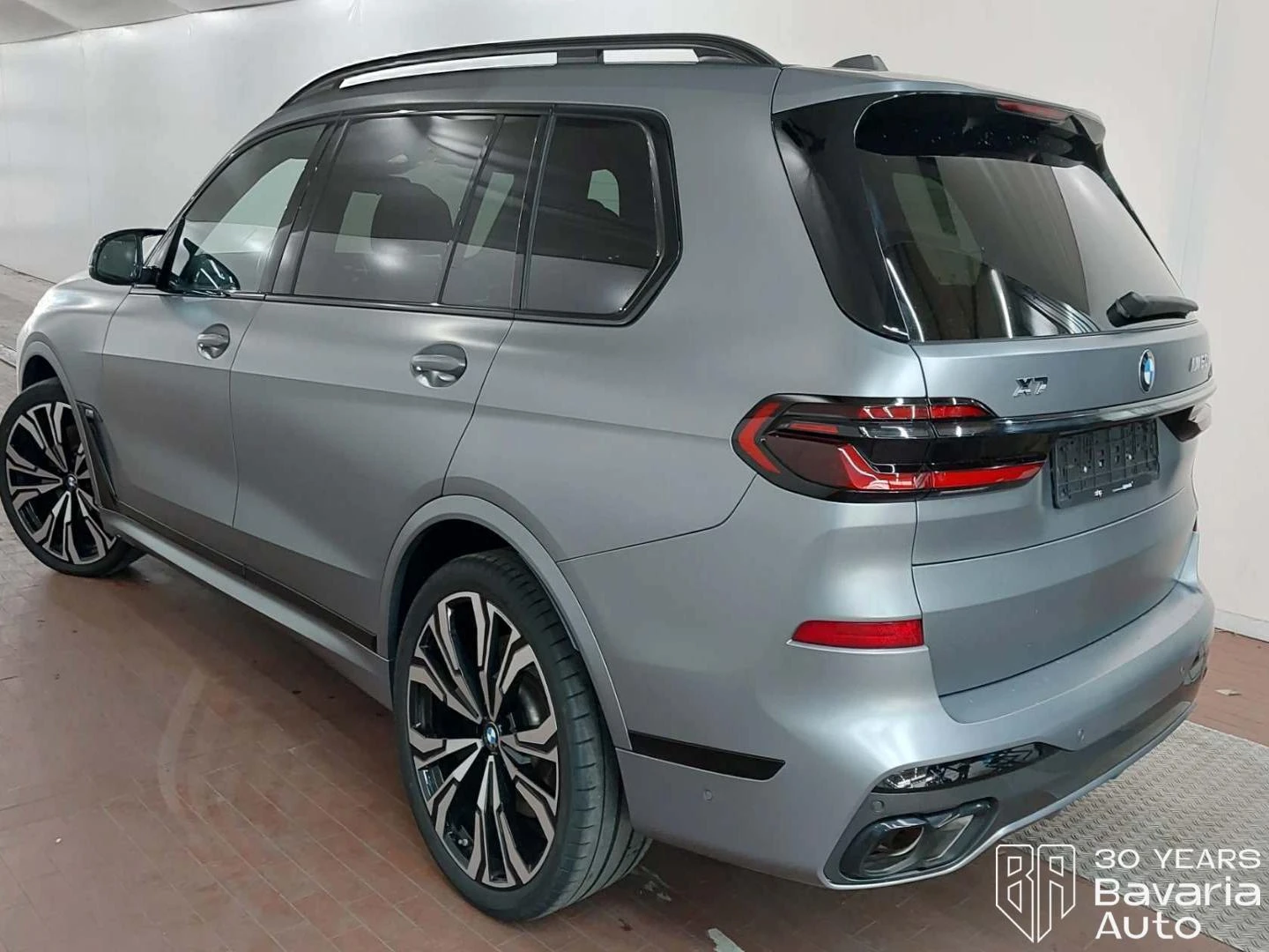 BMW X7 M60i xDrive Sportautomatic, снимка 2 - Автомобили и джипове - 53965833
