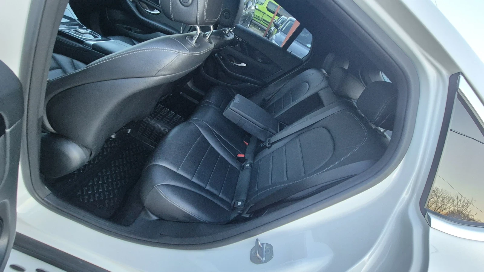 Mercedes-Benz GLC 250 CUPE 4 MATIK  9G ЛИЗИНГ ВИДЕО , снимка 7 - Автомобили и джипове - 54117802