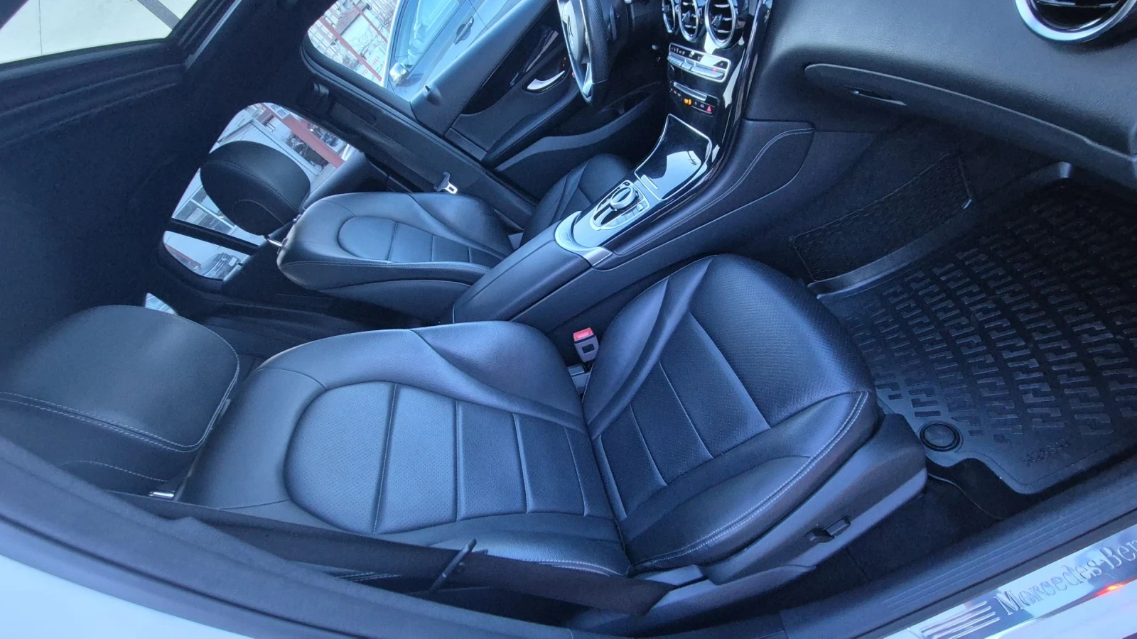 Mercedes-Benz GLC 250 CUPE 4 MATIK  9G ЛИЗИНГ ВИДЕО , снимка 8 - Автомобили и джипове - 54117802