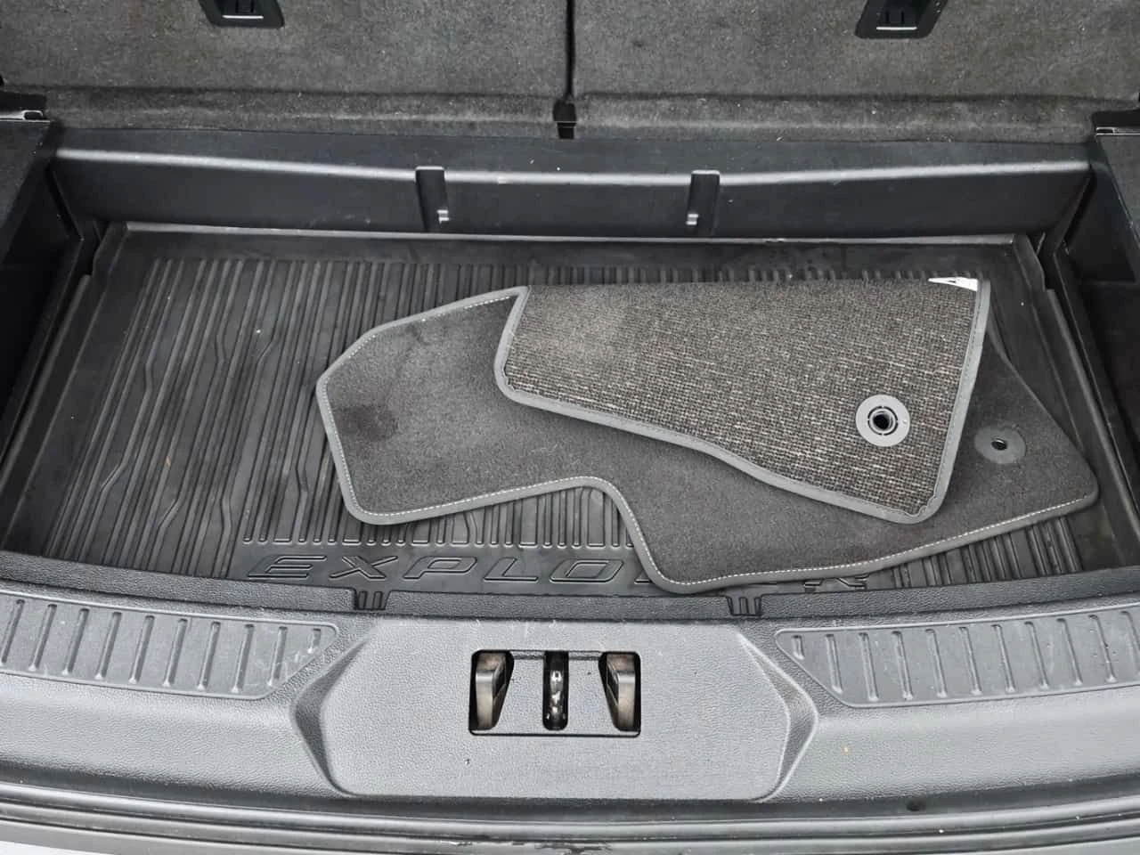 Ford Explorer * ST * ПОДГРЕВ * ОБДУХВАНЕ * ПАНОРАМА * , снимка 15 - Автомобили и джипове - 54258069