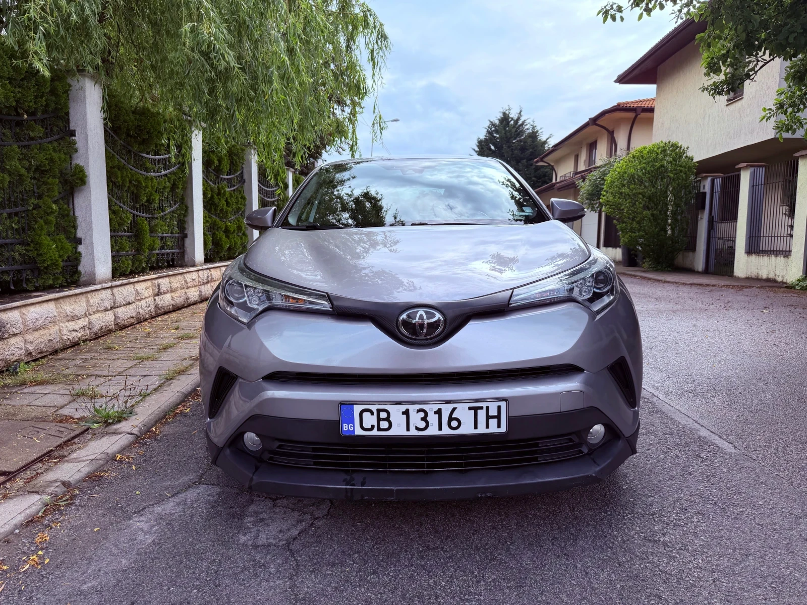 Toyota C-HR 2.0 150hp, снимка 9 - Автомобили и джипове - 54657646