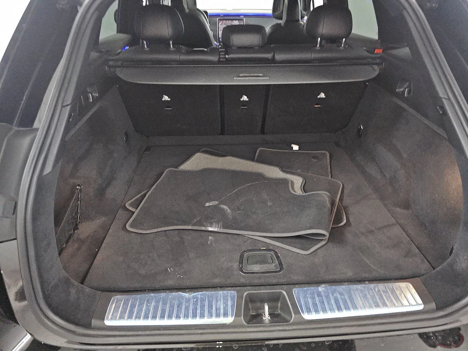 Mercedes-Benz EQE SUV 4MATIC | BURMESTER | ПАНОРАМА | 360 КАМЕРА | , снимка 14 - Автомобили и джипове - 54825254