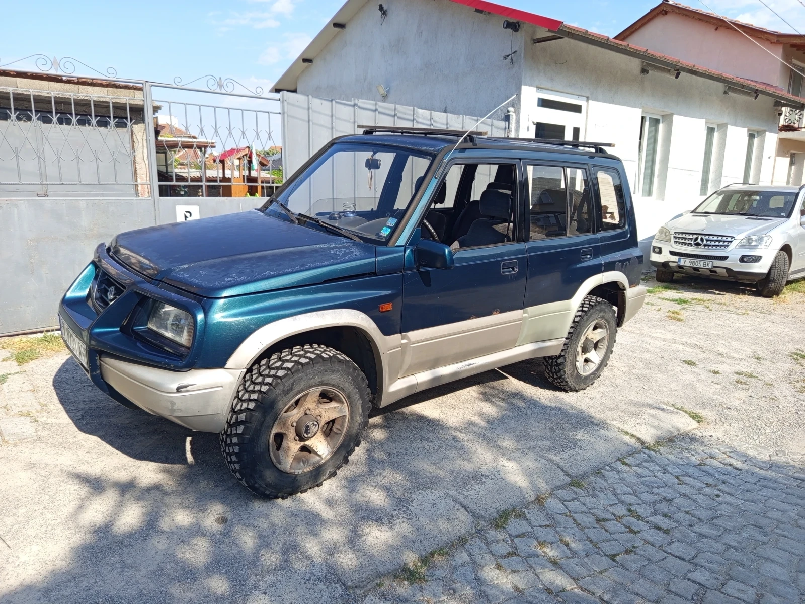 Suzuki Vitara, снимка 3 - Автомобили и джипове - 55141552