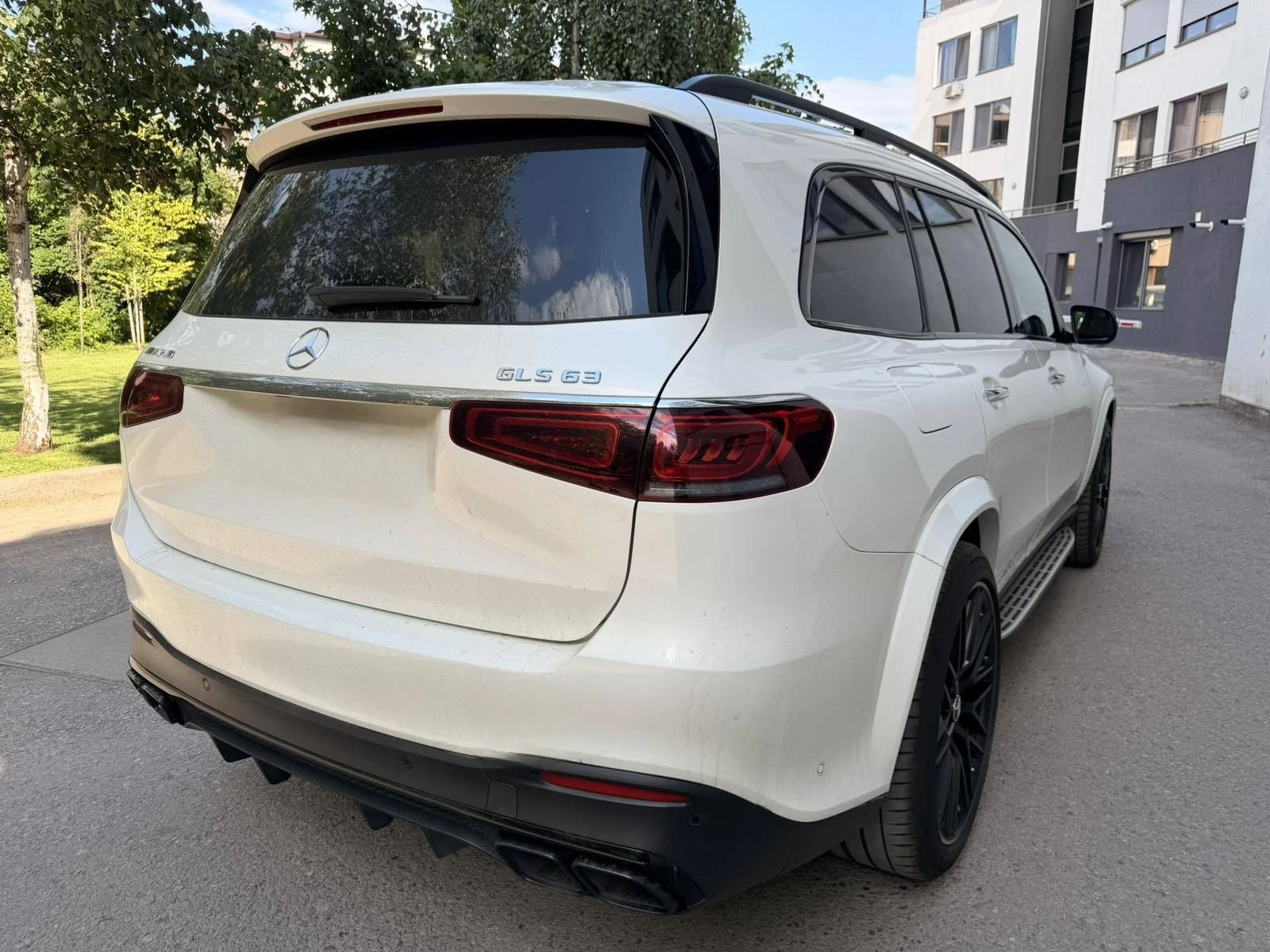 Mercedes-Benz GLS 63 AMG 4-MATIC+ / NIGHT PACKAGE , снимка 7 - Автомобили и джипове - 55190736