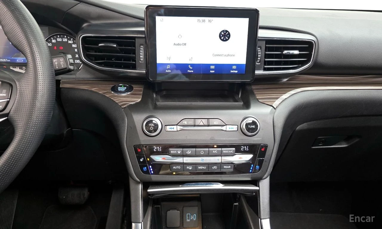 Ford Explorer 3.0 PHEV* DISTRONIC* 360 CAM* ПОДГРЕВ* ОБДУХВАНЕ* , снимка 11 - Автомобили и джипове - 55623704