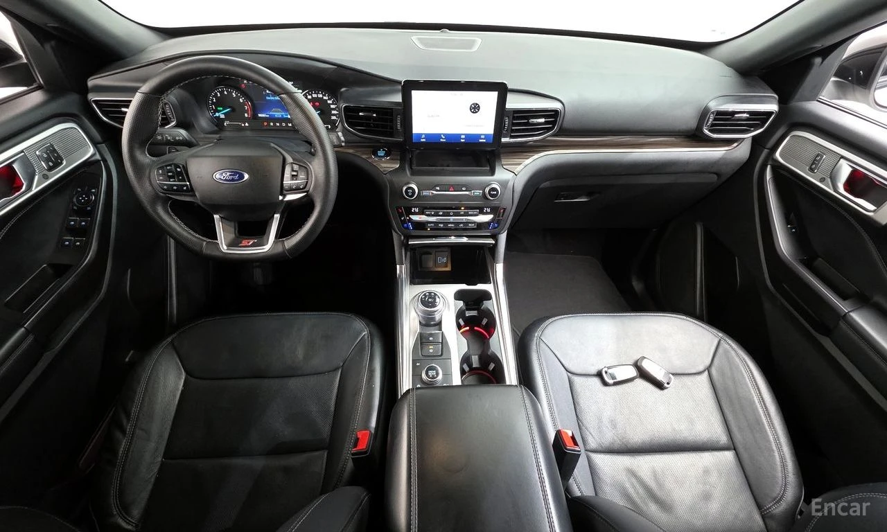 Ford Explorer 3.0 PHEV* DISTRONIC* 360 CAM* ПОДГРЕВ* ОБДУХВАНЕ* , снимка 8 - Автомобили и джипове - 55623704