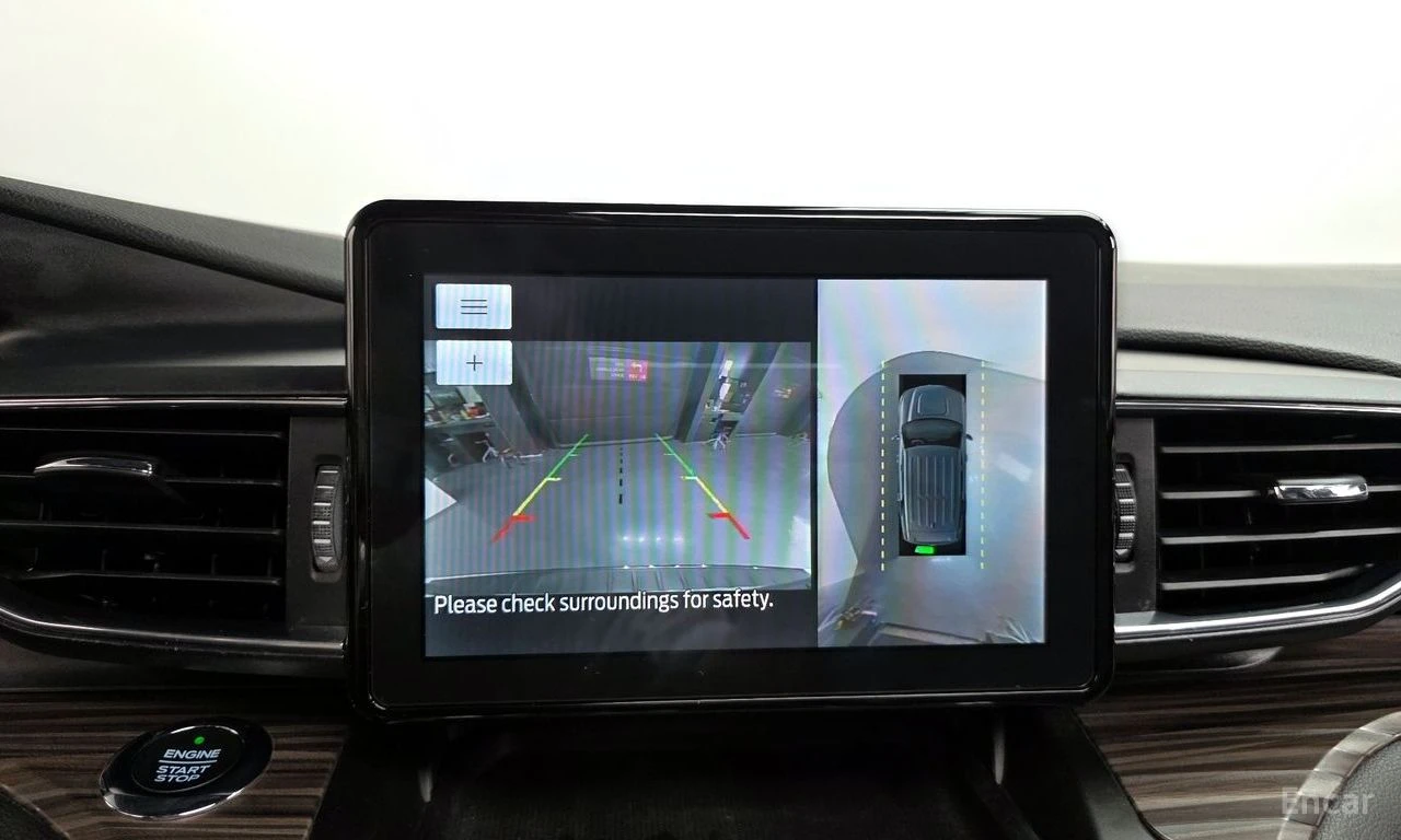 Ford Explorer 3.0 PHEV* DISTRONIC* 360 CAM* ПОДГРЕВ* ОБДУХВАНЕ* , снимка 12 - Автомобили и джипове - 55623704