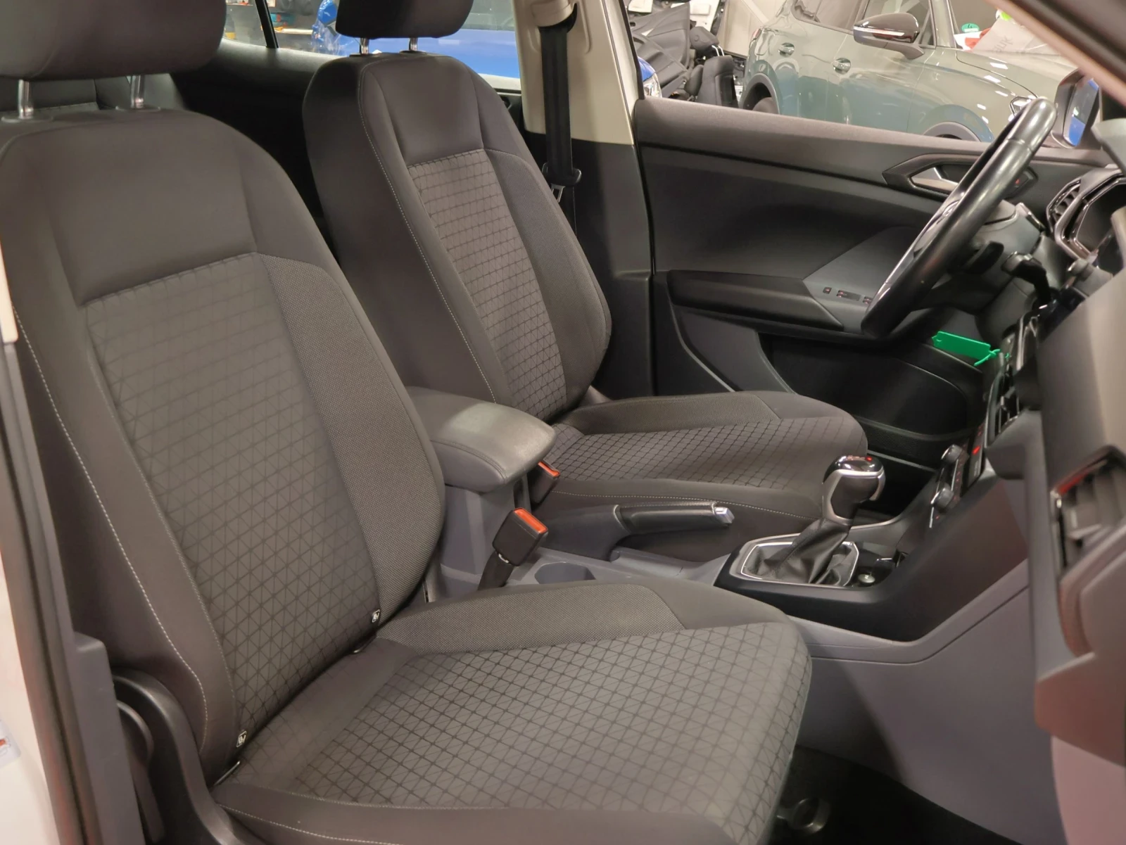 VW T-Cross 1.6 TDI | DSG | Style, снимка 12 - Автомобили и джипове - 55958616