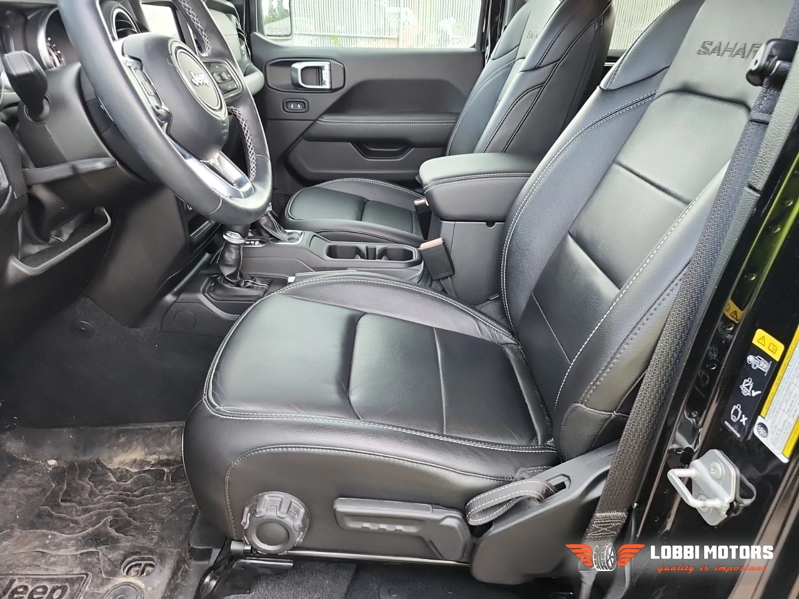 Jeep Wrangler, снимка 3 - Автомобили и джипове - 55992774