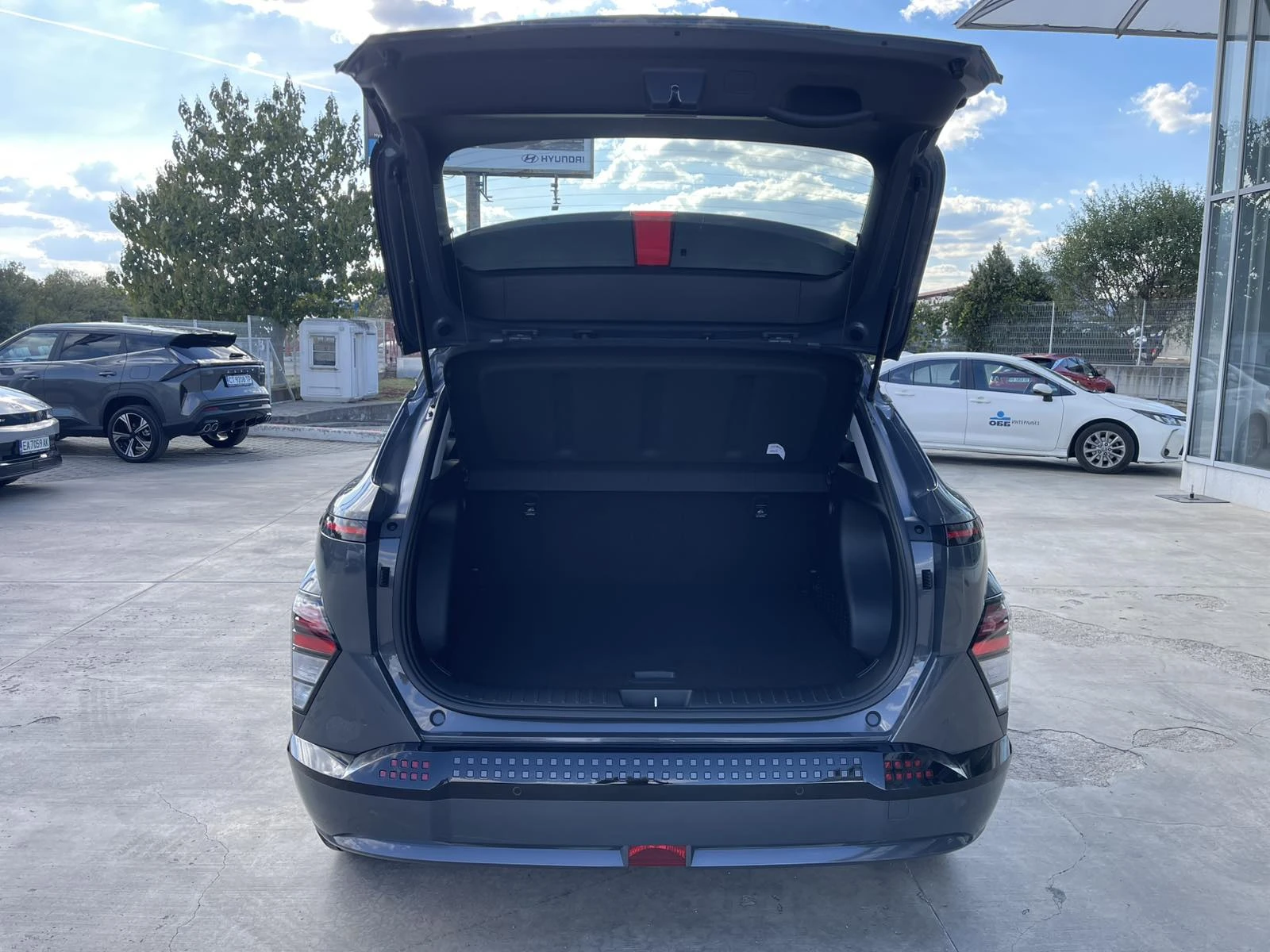 Hyundai Kona KONA SX2 EV MY26 Comfort EV 64.8 kWh G0P0 PE2/NNB | Mobile.bg � ����������� 9