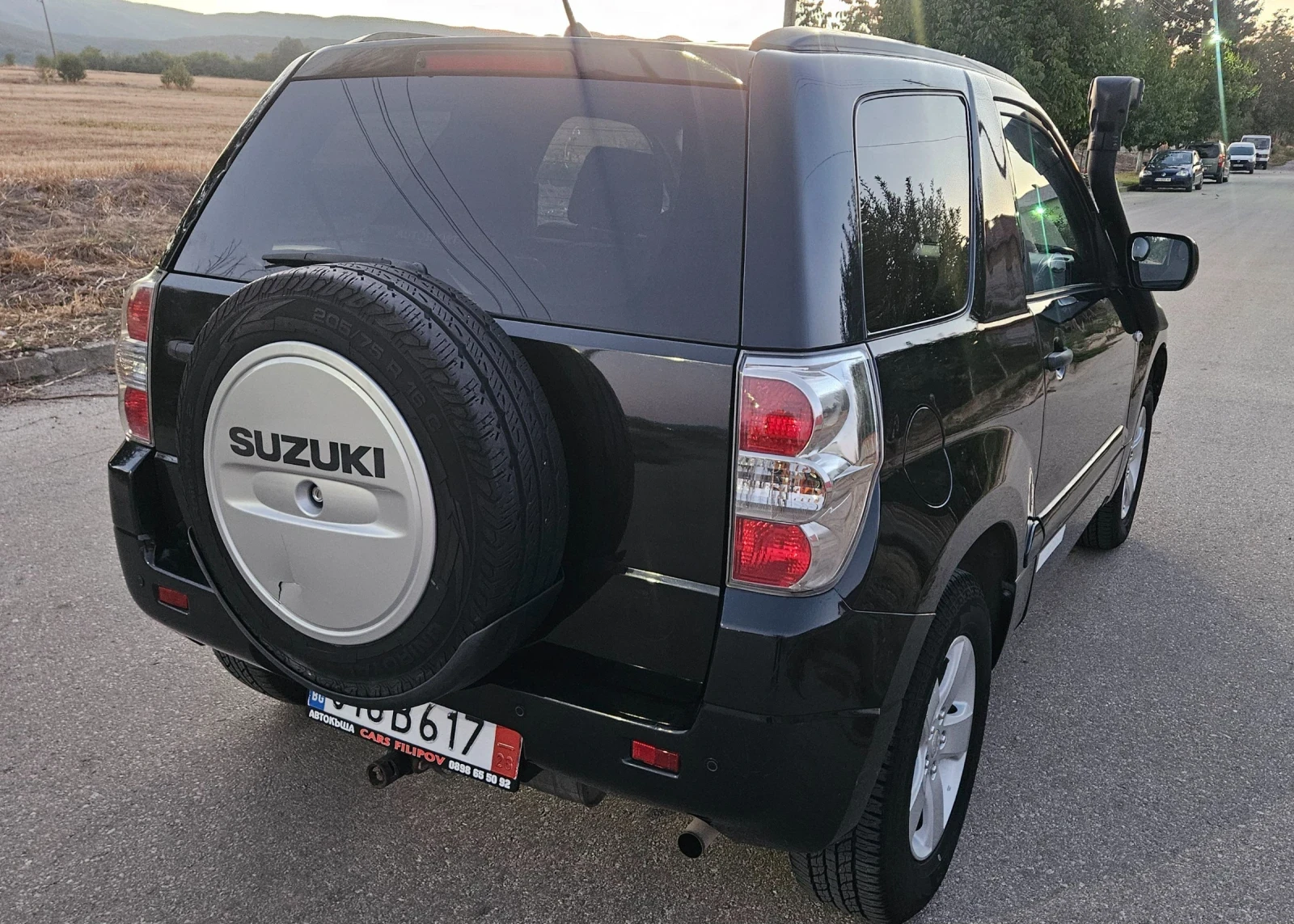 Suzuki Vitara 1.6 ГАЗ..ИНЖ..4Х4, снимка 5 - Автомобили и джипове - 56340145