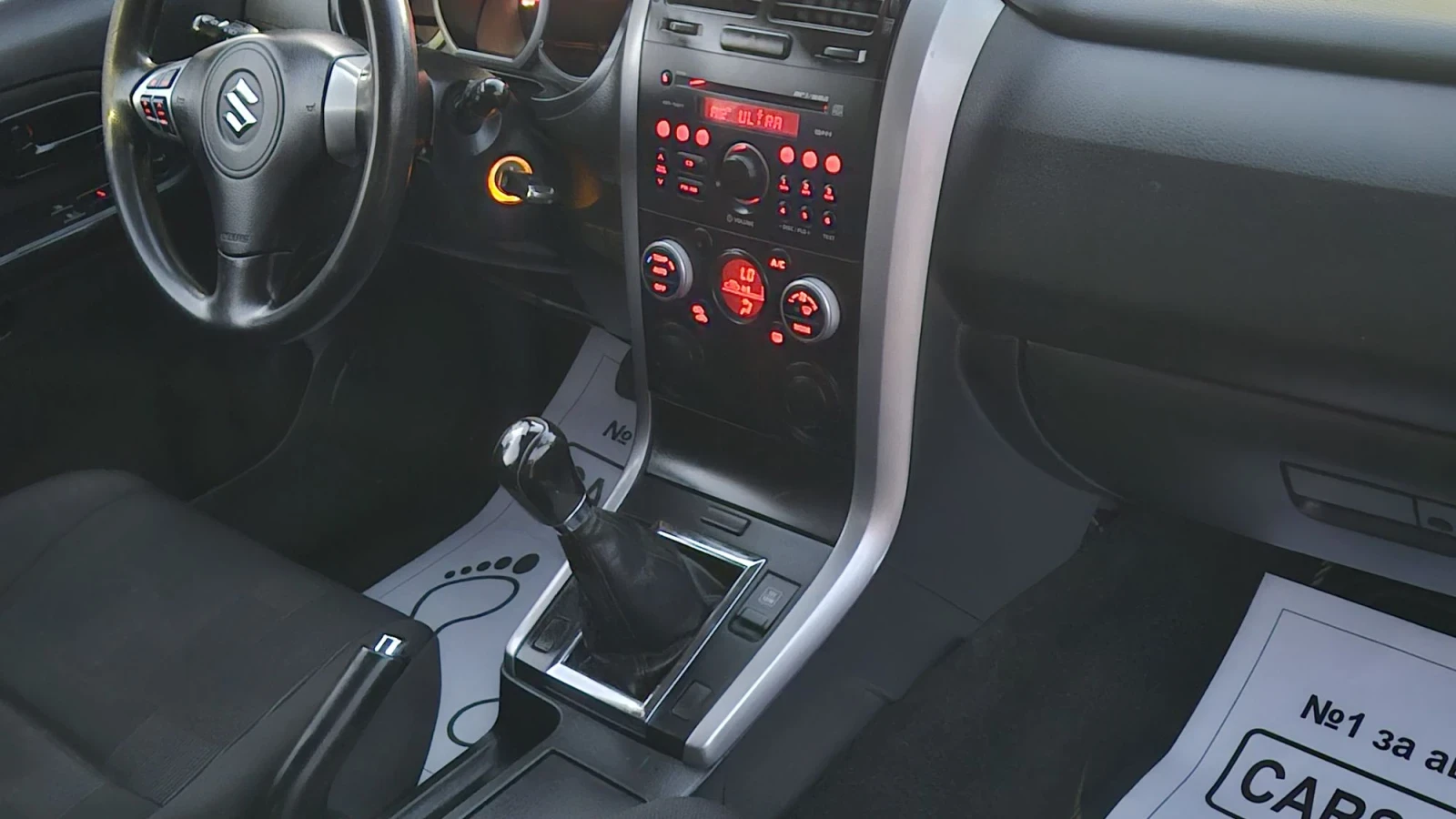 Suzuki Vitara 1.6 ГАЗ..ИНЖ..4Х4, снимка 12 - Автомобили и джипове - 56340145
