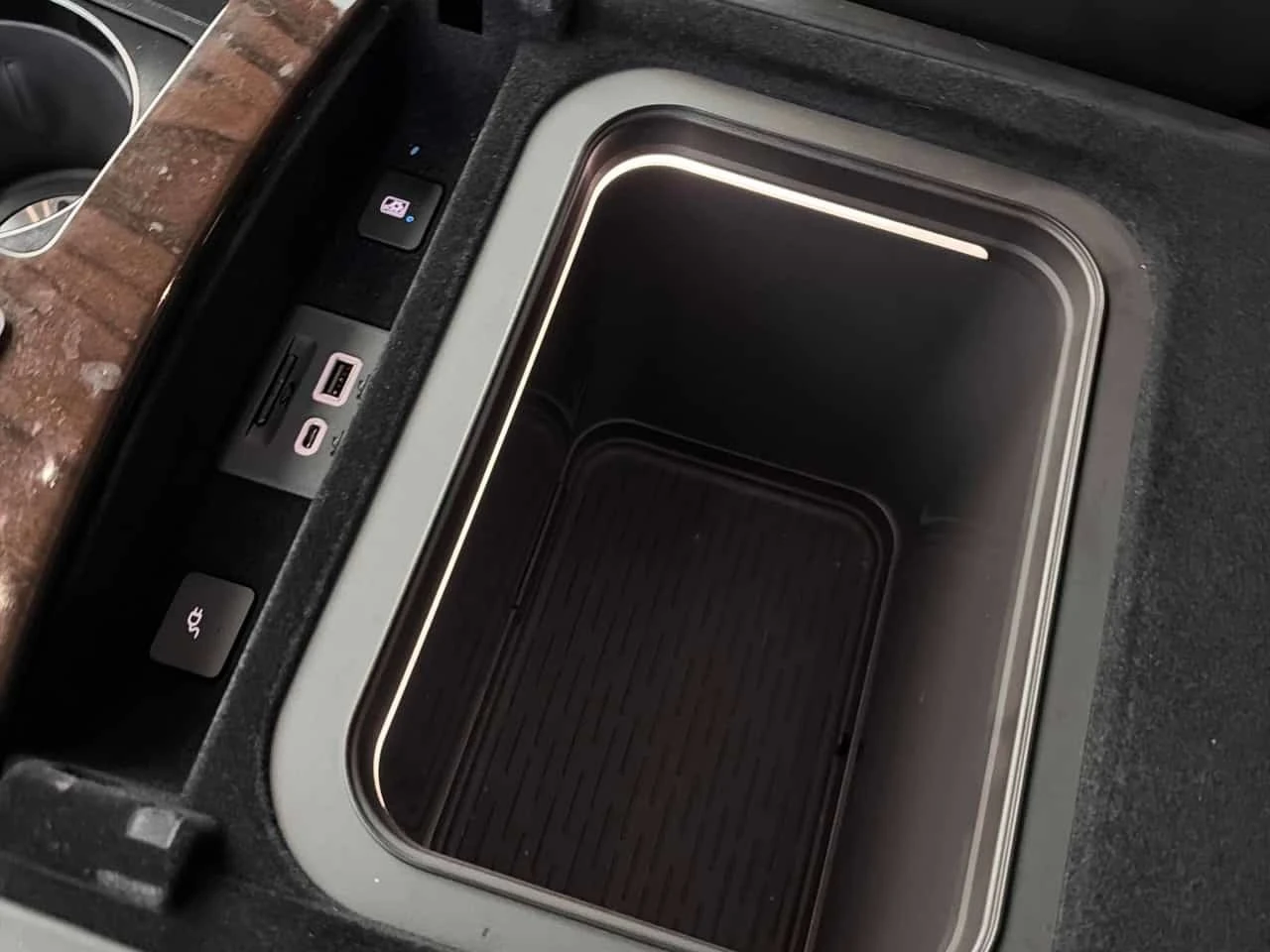 Cadillac Escalade * Sport Platinum * CARFAX * ������ *  | Mobile.bg � ����������� 13