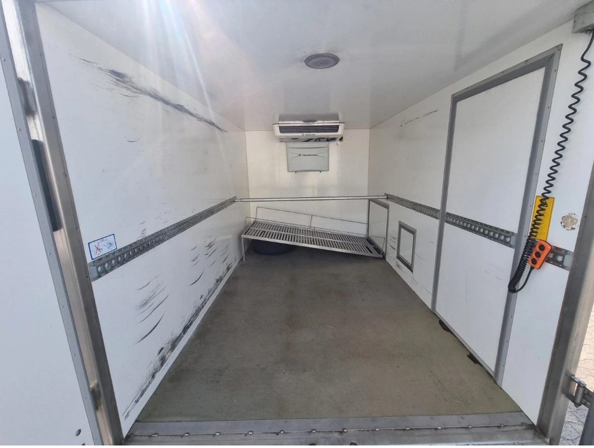 Iveco Daily 35S17* ХЛАДИЛЕН-32* БОРД+ ВРАТИ* HI-MATIC* ТОК - изображение 7