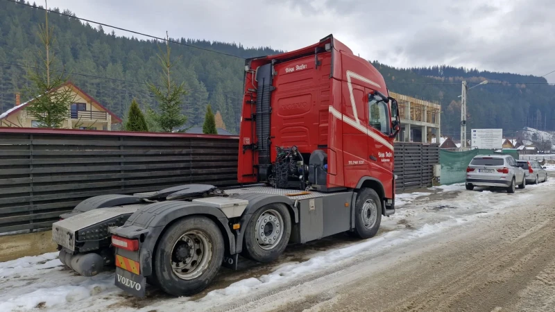 Volvo Fh Fh460 6x2, снимка 2 - Камиони - 49532024