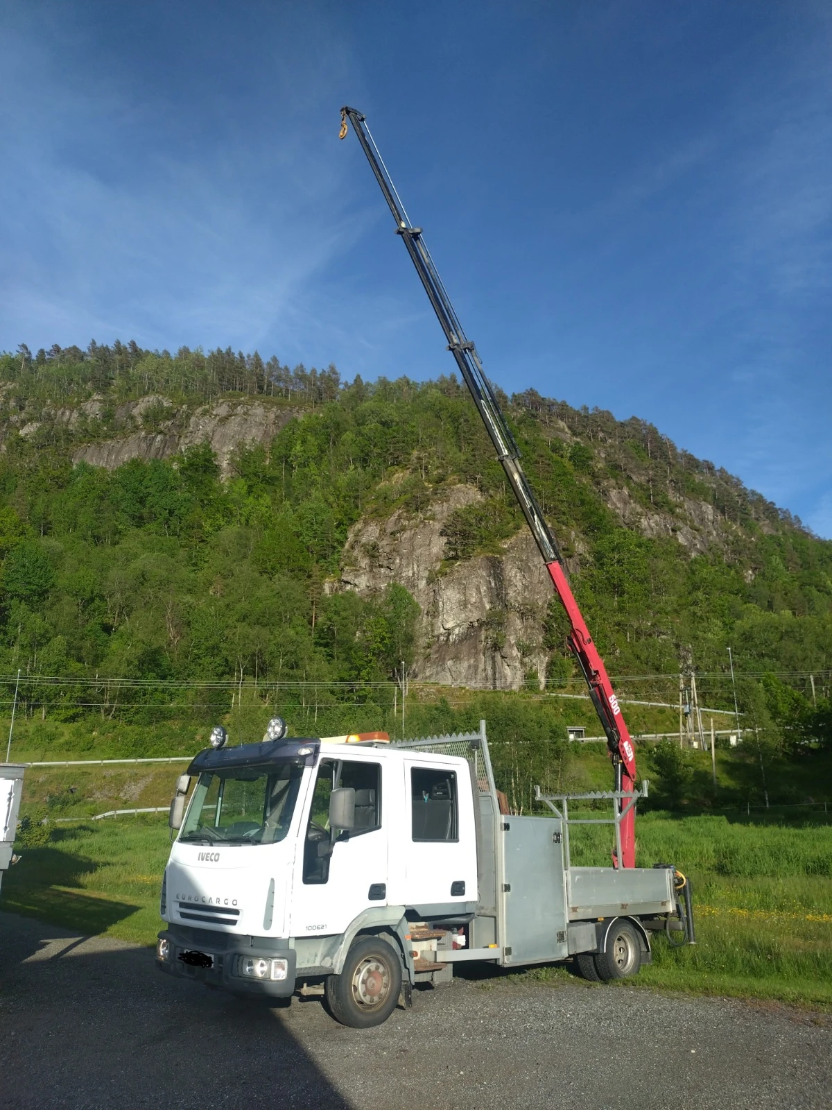 Iveco Eurocargo 100E21 + HMF 503 K4 10.5m