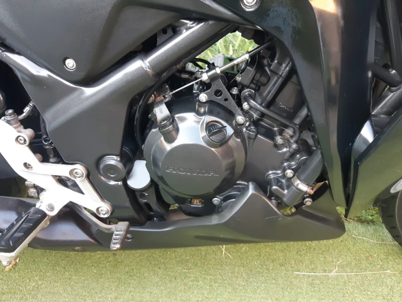 Honda Cbr 250i, снимка 6 - Мотоциклети и мототехника - 52668975