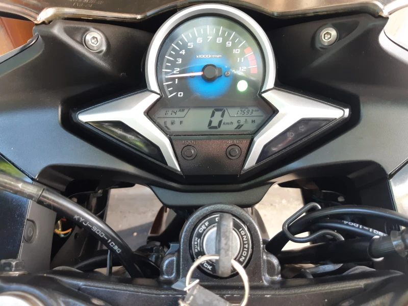 Honda Cbr 250i, снимка 16 - Мотоциклети и мототехника - 52668975