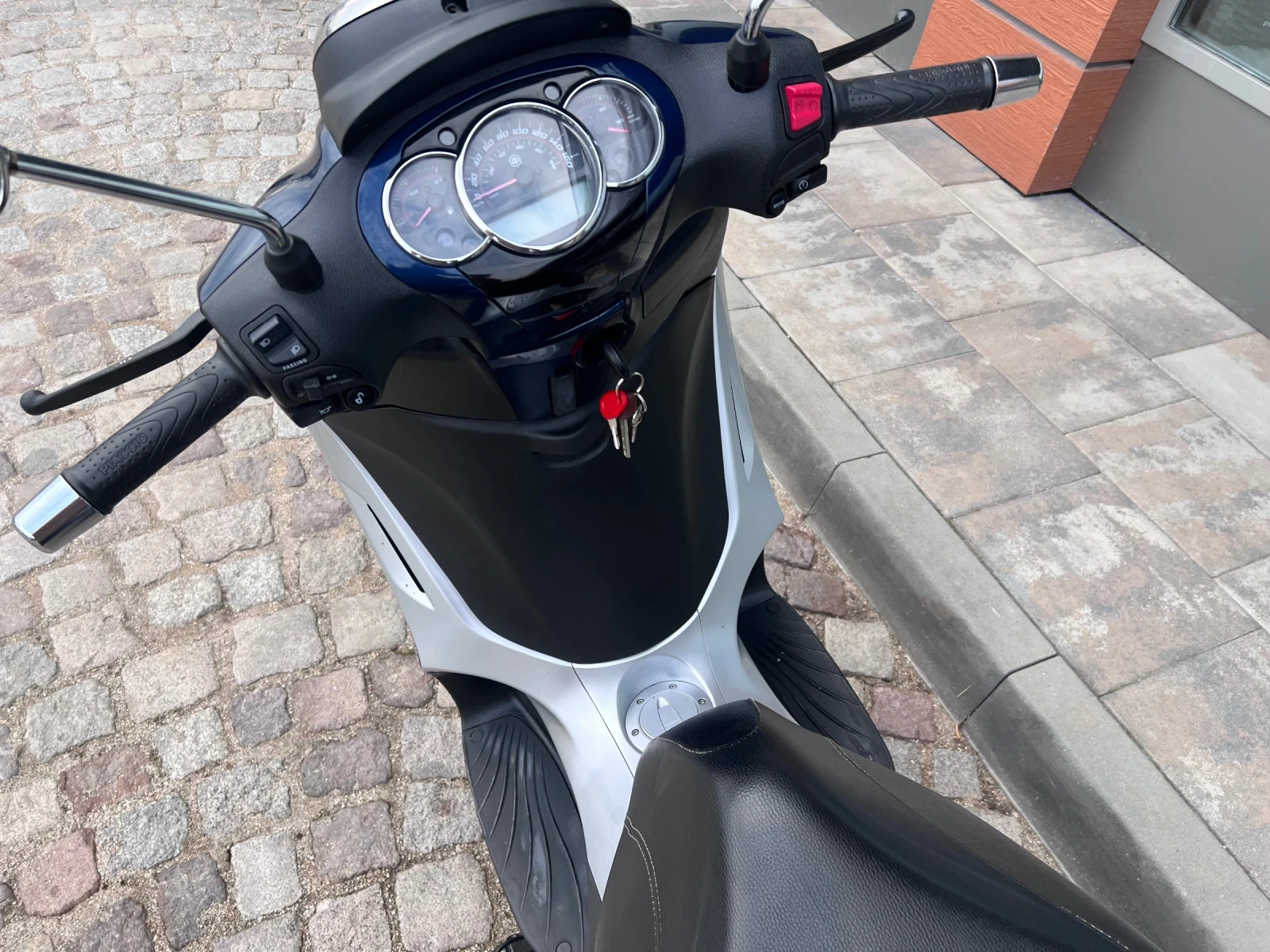 Piaggio Beverly 300 - изображение 10
