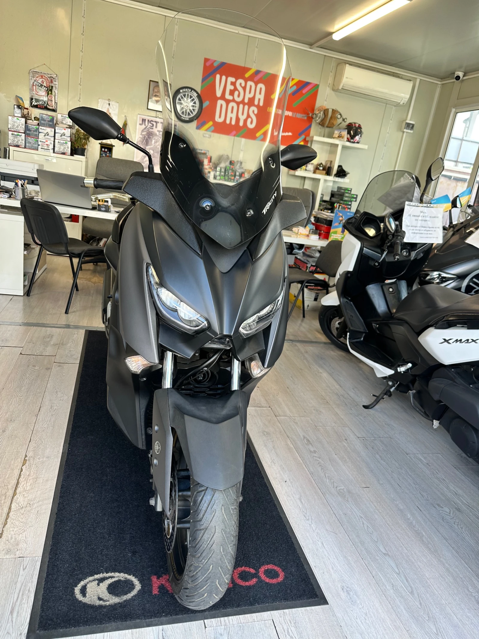 Yamaha X-max 300i ABS/TC/LED 07.2019г., снимка 13 - Мотоциклети и мототехника - 55259693
