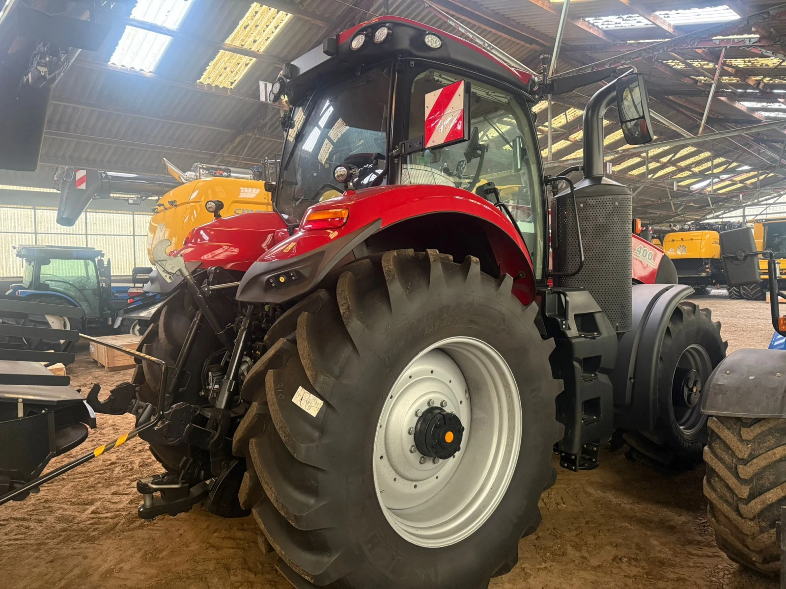 Трактор CASE IH Magnum 400 - изображение 4