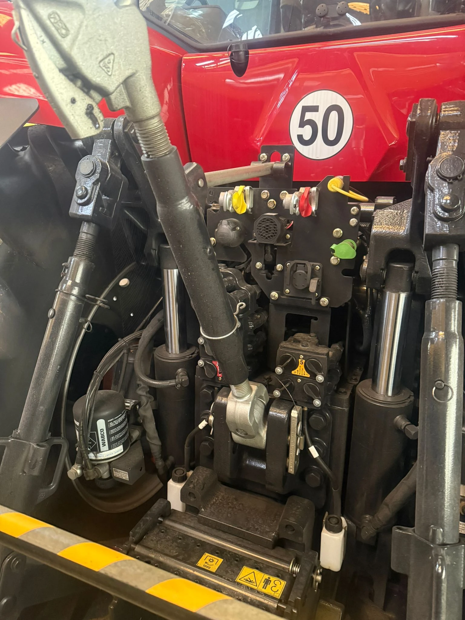 Трактор CASE IH Magnum 400 - изображение 7