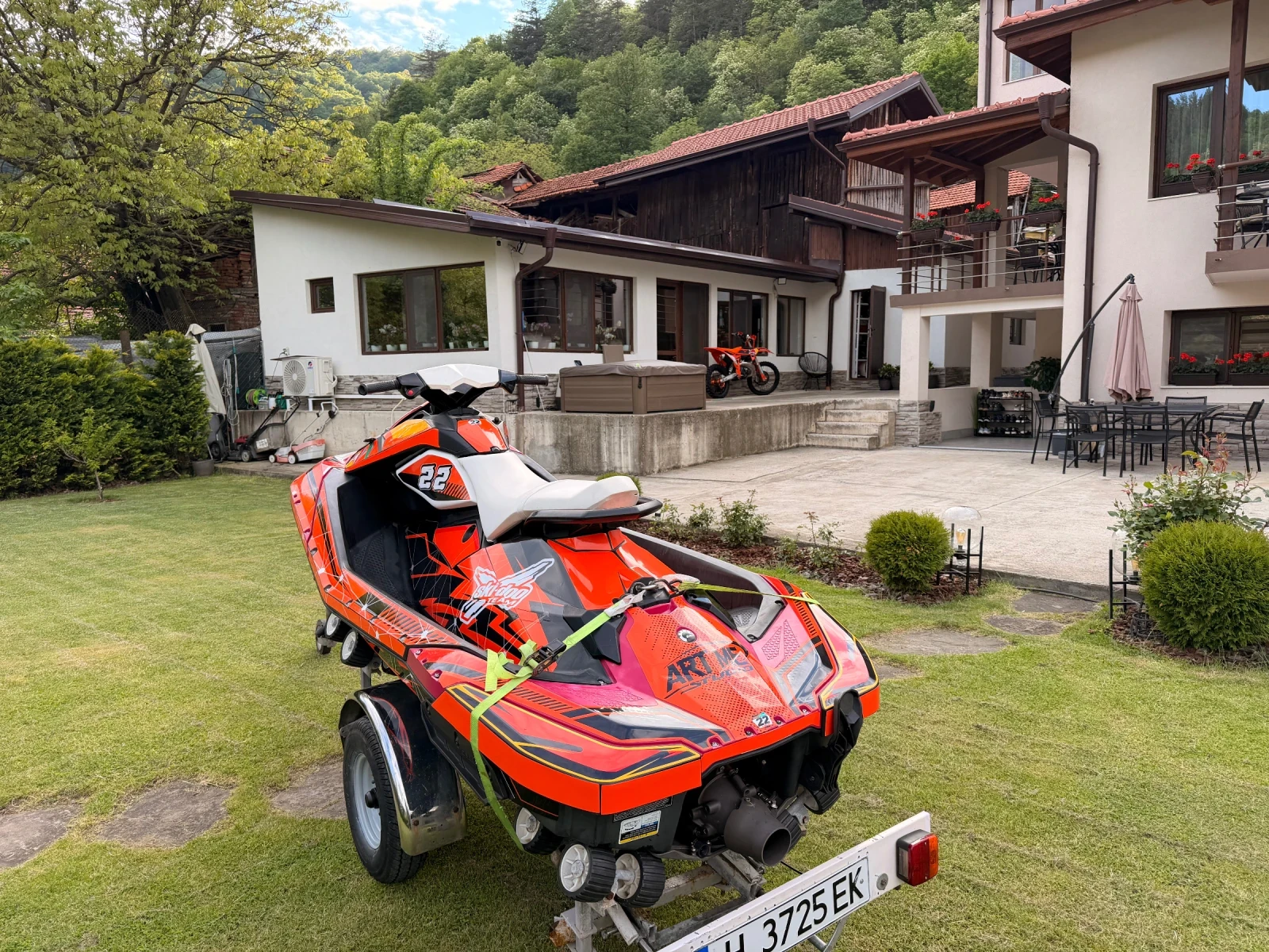 Джет Bombardier Sea Doo Spark 2up, снимка 6 - Воден транспорт - 54856839