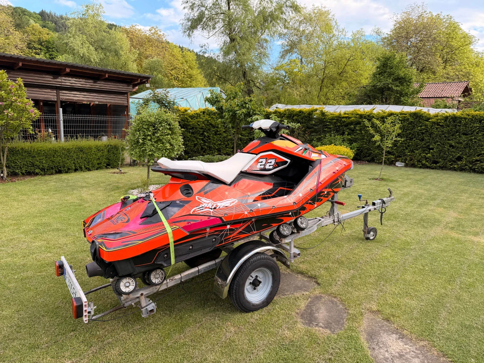 Джет Bombardier Sea Doo Spark 2up, снимка 4 - Воден транспорт - 54856839