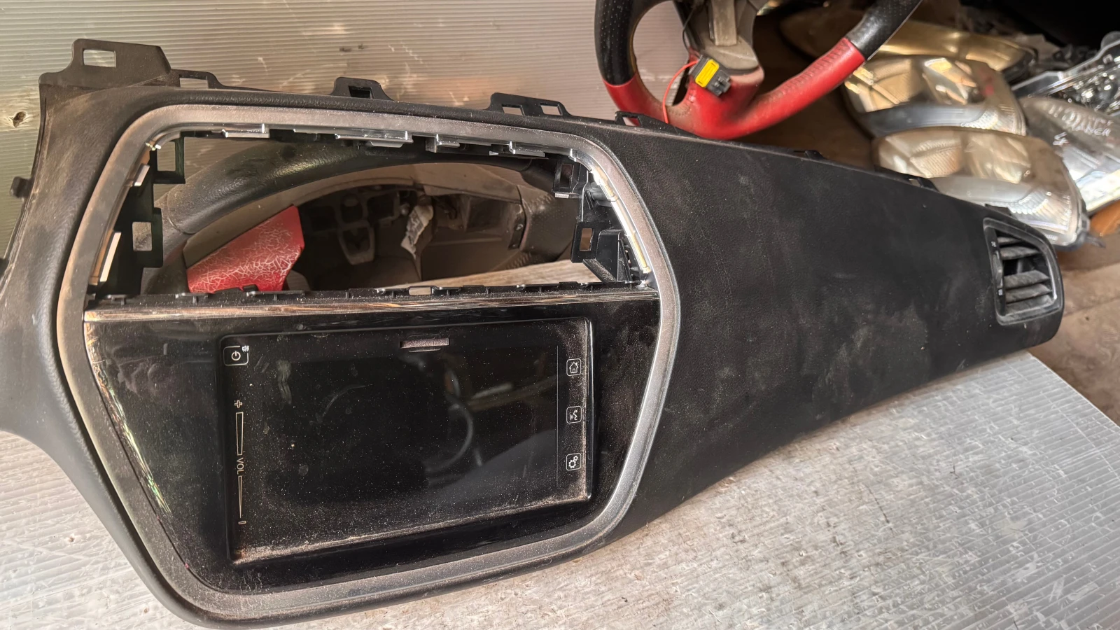 ���������� ����� / GPS � ����� ������� �� Suzuki SX4 S-cross  2017 - 7505000230 / 10R-047415 /  7351 | Mobile.bg � ����������� 1