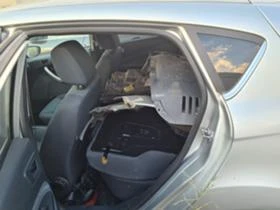 Ford Fiesta 1.4hdi , снимка 12