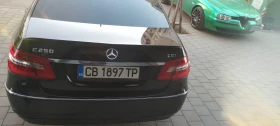 Mercedes-Benz E 220, снимка 13