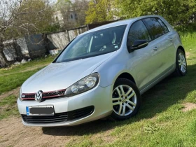 VW Golf GTI КОЖЕН САЛОН/ПАРКТРОНИК/КЛИМАТРОНИК/МУЛТИВОЛАН, снимка 2