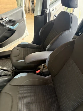 Peugeot 208, снимка 13