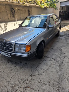 Mercedes-Benz 124 E200, снимка 1