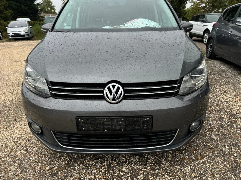 VW Touran 2011+ ФЕЙС+ ЛЕД+ 6ск+ С.ИСТОРИЯ+ ПЕЧКА, снимка 2 - Автомобили и джипове - 47405519