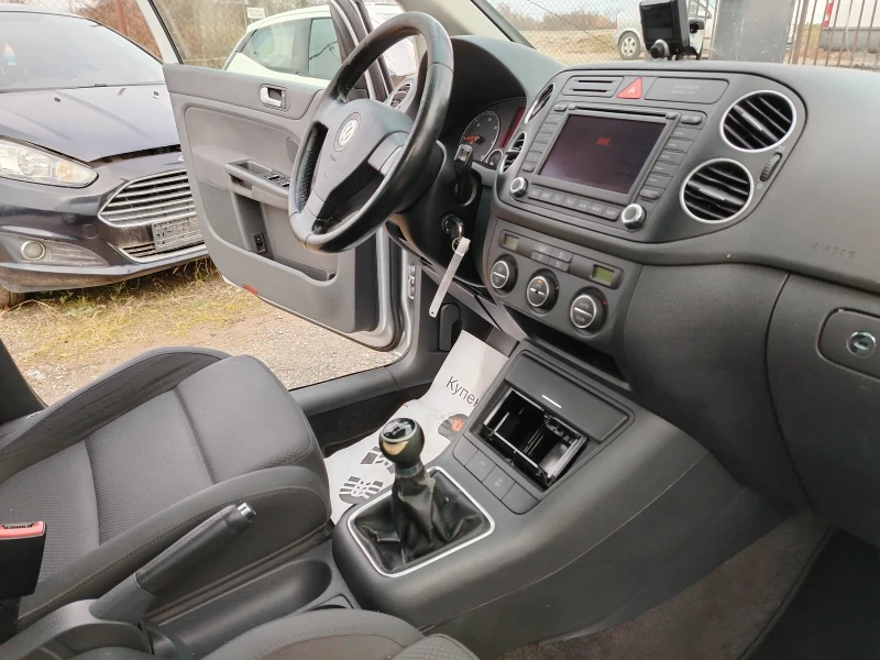 VW Golf Plus 2.0 TDI, снимка 15 - Автомобили и джипове - 48245070