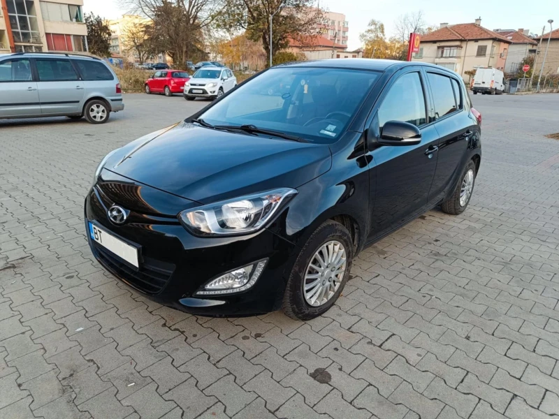 Hyundai I20, снимка 3 - Автомобили и джипове - 48521400