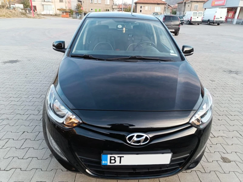 Hyundai I20, снимка 2 - Автомобили и джипове - 48521400