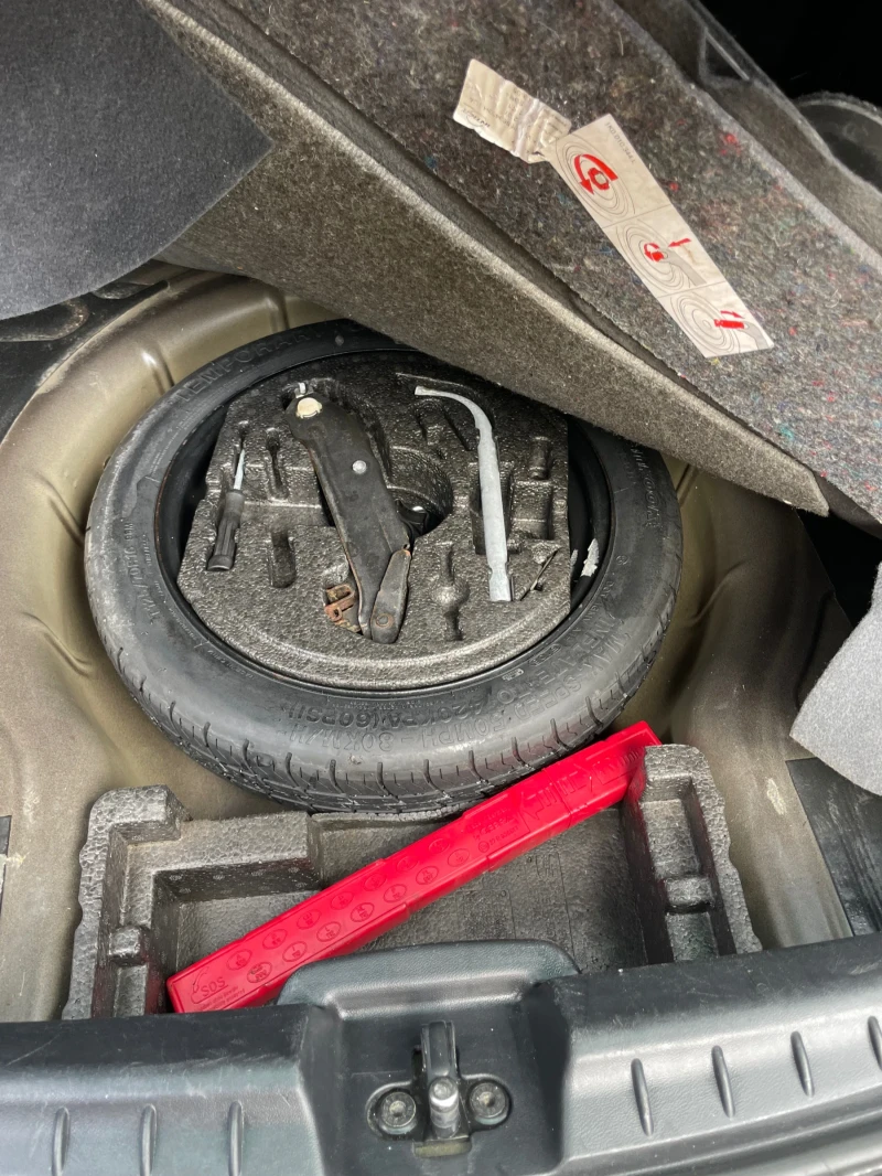 Seat Altea 2.0 TDI 170kc, снимка 11 - Автомобили и джипове - 51680000