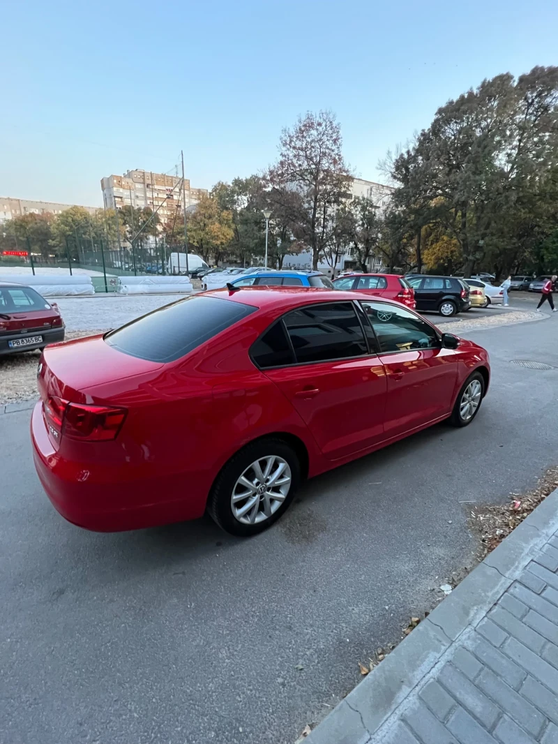 VW Jetta 2.5 SE SPORT, снимка 8 - Автомобили и джипове - 50920339