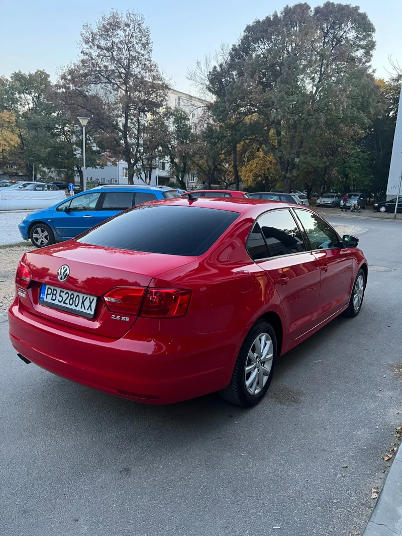 VW Jetta 2.5 SE SPORT, снимка 3 - Автомобили и джипове - 50920339