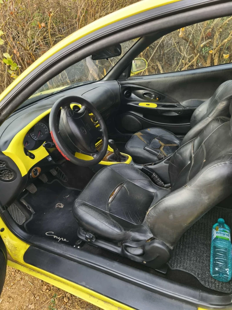 Hyundai Coupe, снимка 10 - Автомобили и джипове - 52634827