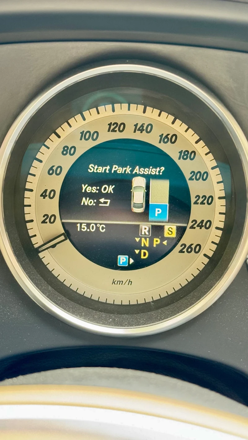 Mercedes-Benz CLS 350 AMG, снимка 13 - Автомобили и джипове - 52349864