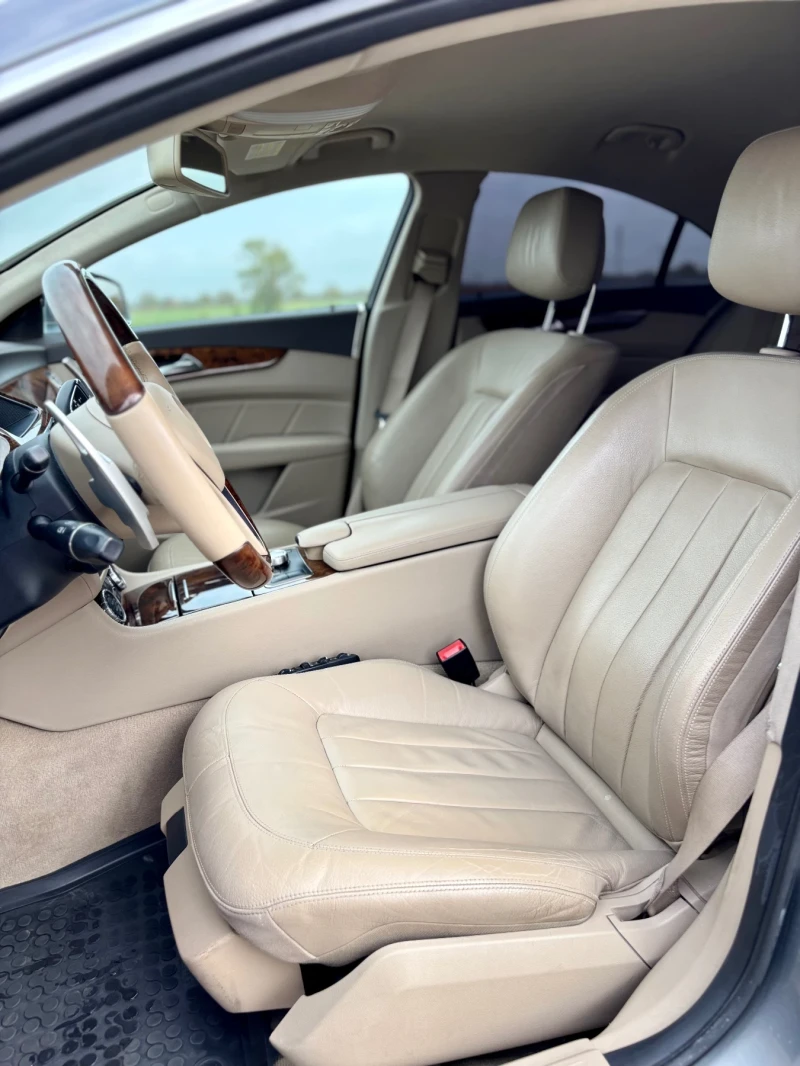 Mercedes-Benz CLS 350 AMG, снимка 9 - Автомобили и джипове - 52349864