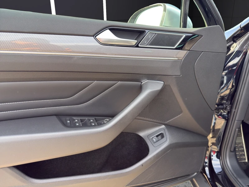 VW Passat * ALLTRACK* 4motion* DSG* Matrix* , снимка 8 - Автомобили и джипове - 52401126