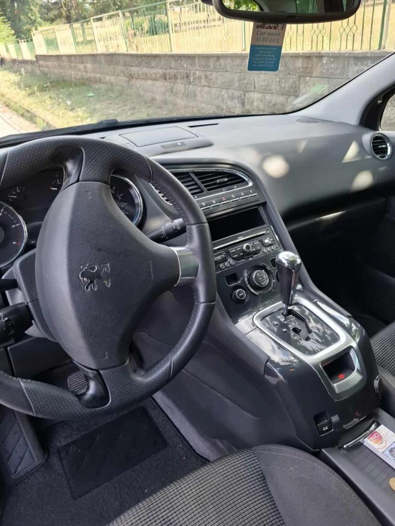 Peugeot 5008, снимка 6 - Автомобили и джипове - 52640039