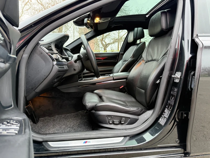 BMW 740 X-drive* Head-up* Вакум* ПОДГРЕВ* KeyLess* АВТОПИЛ, снимка 7 - Автомобили и джипове - 52890488