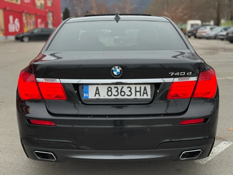 BMW 740 X-drive* Head-up* Вакум* ПОДГРЕВ* KeyLess* АВТОПИЛ, снимка 3 - Автомобили и джипове - 52890488
