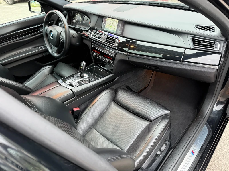 BMW 740 X-drive* Head-up* Вакум* ПОДГРЕВ* KeyLess* АВТОПИЛ, снимка 14 - Автомобили и джипове - 52890488